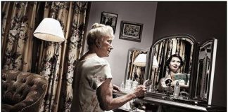 Cum te vad altii? in-oglinda