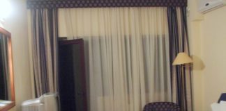 Departe de casa, aproape de viata