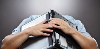 Depresia de multinationala te pandeste. Renunti la jobul sigur ca sa iti urmezi visul? depresie