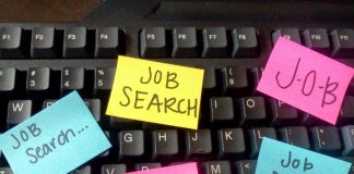 Sfaturi pentru cei care sunt in cautarea unui job cautand lucru